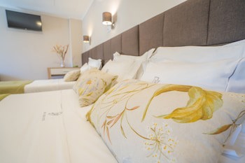 Dinya Lisbon Hotel