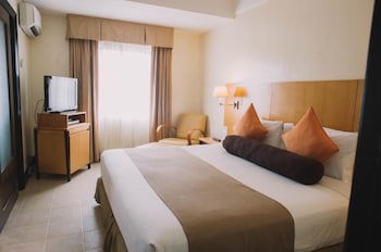 Pontefino Hotels