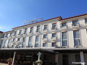 Pontefino Hotels