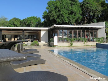 Pontefino Hotels