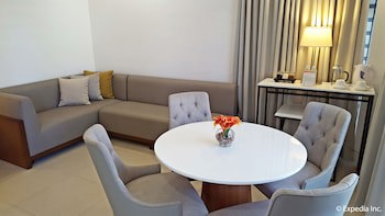 Pontefino Hotels