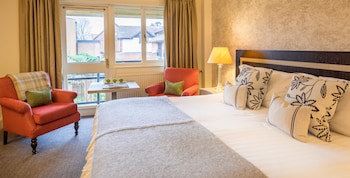 Careys Manor & Senspa