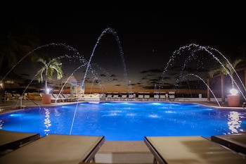 Costa Sur Resort & Spa