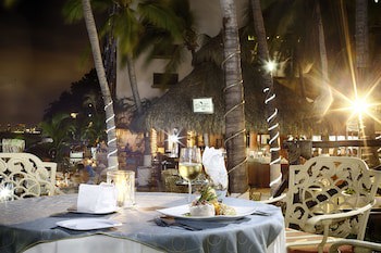Costa Sur Resort & Spa