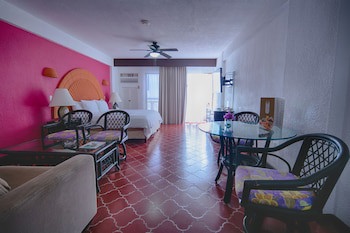 Costa Sur Resort & Spa