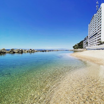 Costa Sur Resort & Spa