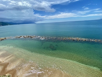 Costa Sur Resort & Spa