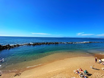 Costa Sur Resort & Spa
