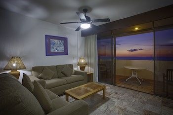 Costa Sur Resort & Spa