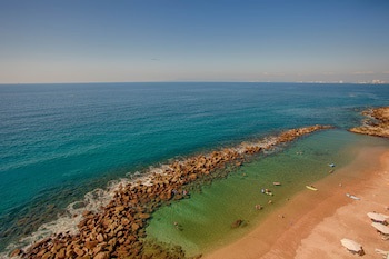 Costa Sur Resort & Spa