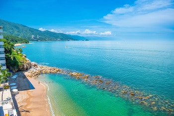 Costa Sur Resort & Spa