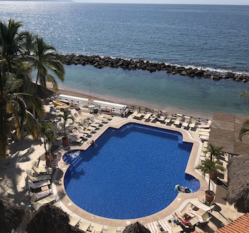Costa Sur Resort & Spa