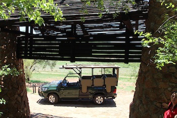 Tshukudu Bush Lodge