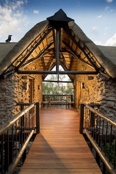 Tshukudu Bush Lodge