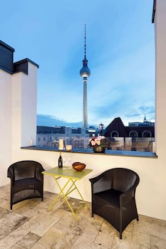 Lux 11 Berlin Mitte galeri fotoğrafı