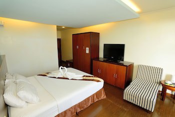 Airai Water Paradise Hotel & Spa