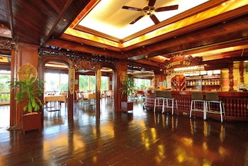 Airai Water Paradise Hotel & Spa