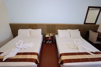 Airai Water Paradise Hotel & Spa