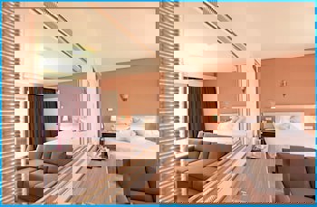 Poseidonia Beach Hotel