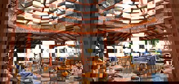 Poseidonia Beach Hotel