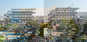 Poseidonia Beach Hotel