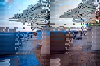 Poseidonia Beach Hotel