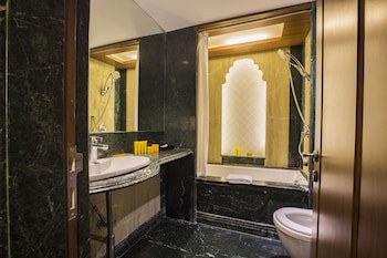 Hotel Bawa Continental