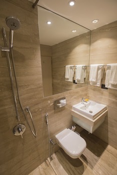 Hotel Bawa Continental