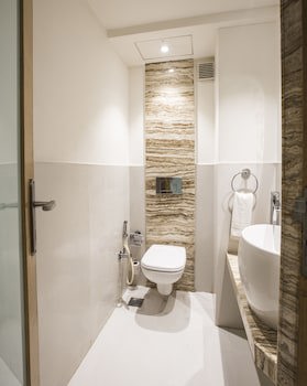 Hotel Bawa Continental
