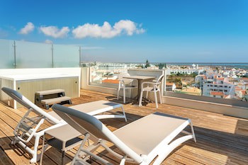 Ap Maria Nova Lounge - Adults Friendly