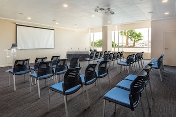 Ap Maria Nova Lounge - Adults Friendly