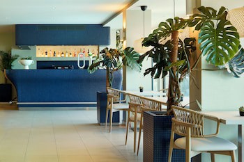 Dom Jose Beach Hotel