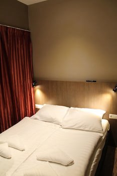 Aston City Hotel