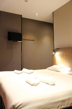 Aston City Hotel