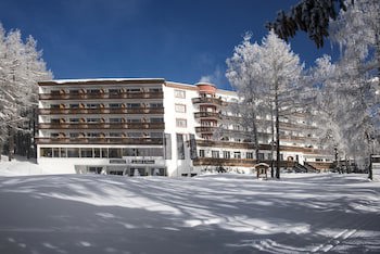 Grand Hotel Du Golf And Palace