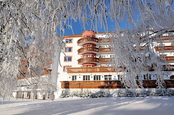 Grand Hotel Du Golf And Palace