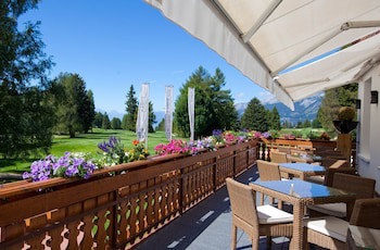 Grand Hotel Du Golf And Palace