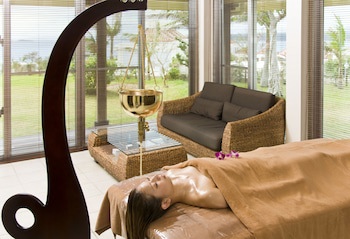 Kanucha Bay Hotels & Villas