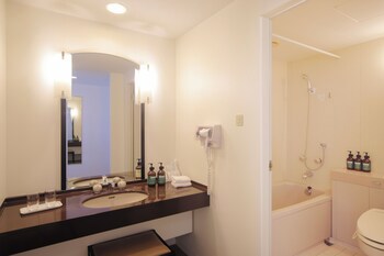 Ana Crowne Plaza Kobe, An Ihg Hotel
