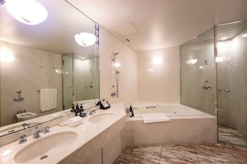 Ana Crowne Plaza Kobe, An Ihg Hotel