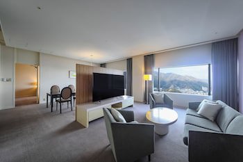 Ana Crowne Plaza Kobe, An Ihg Hotel