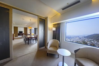 Ana Crowne Plaza Kobe, An Ihg Hotel