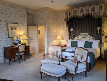 Cotswold Lodge Hotel