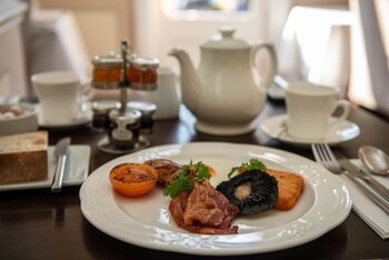 Cotswold Lodge Hotel