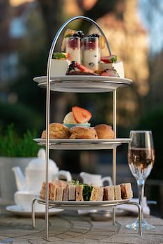 Cotswold Lodge Hotel