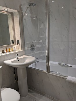 Cotswold Lodge Hotel