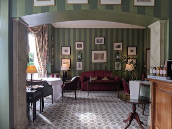 Cotswold Lodge Hotel