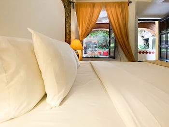 El Carmen Hotel