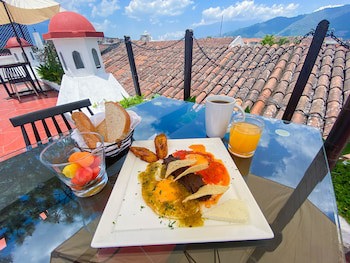 El Carmen Hotel