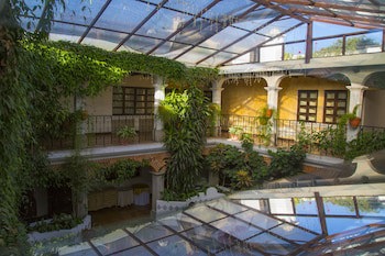 El Carmen Hotel